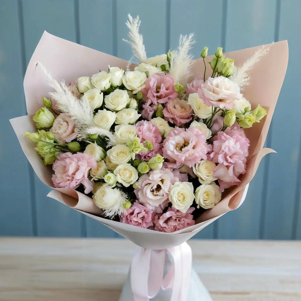 Букет цветов из: Альстромерии и Розы в Яйве