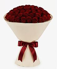 Букет 101 Бордовая роза Блэк Бакарра в Яйве