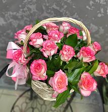 Цветочная композиция из Розы в корзине #REPLACE_PRED# Яйве