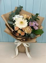 Букет цветов из:  Герберы и Хризантемы в Яйве