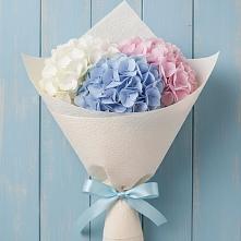 Букет цветов из:  Гортензия в Яйве