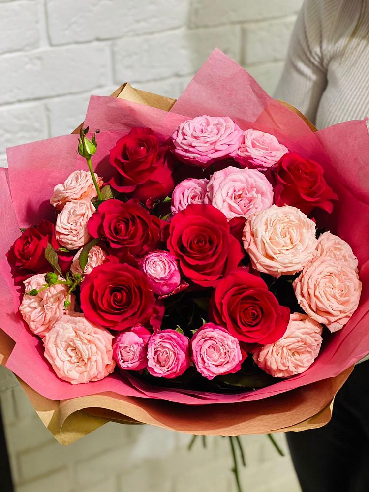 Букет цветов из: Розы в Яйве