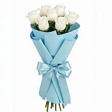 Букет 7 белых роз Проуд в Яйве