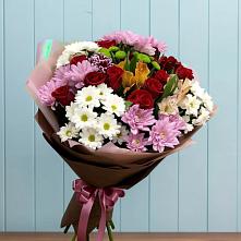 Букет цветов из:  Розы, Хризантемы и Альстромерии в Яйве