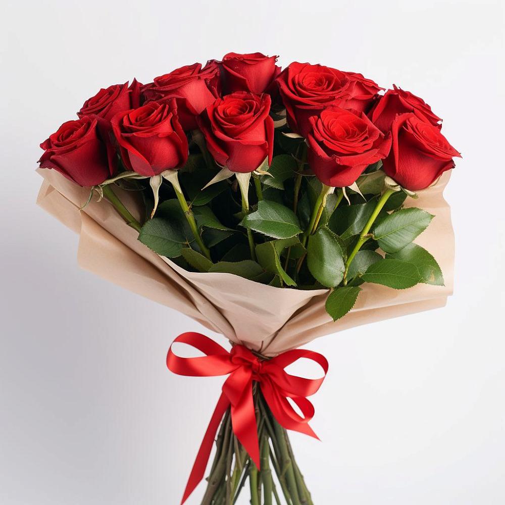Букет 11 Красных роз Эдлесс Лав в Яйве